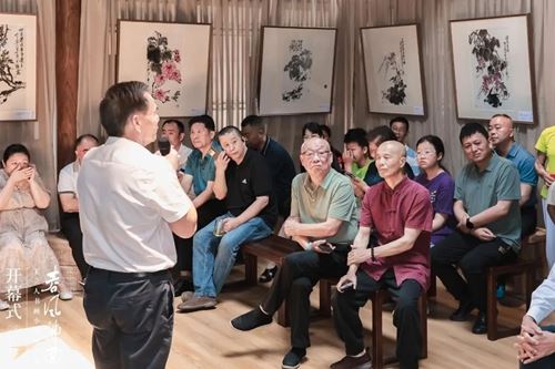 「春风拂面」王立人书画小品湘潭展盛大启幕(图3)