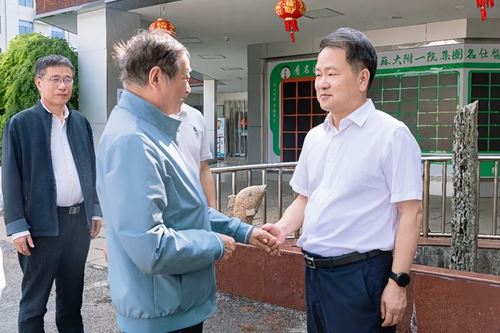 结石诊疗新技术!特邀宋乐明教授演示“智能控压联合可弯曲测压鞘软镜碎石清石技术”(图2) 结石诊疗新技术!特邀宋乐明教授演示“智能控压联合可弯曲测压鞘软镜碎石清石技术”(图2)