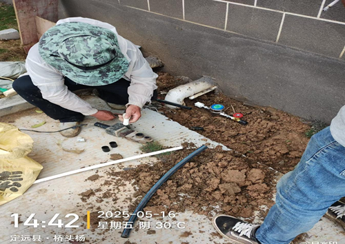 定远县城乡水务公司:用心用情用力 打通供水“堵点”润民心(图2) 定远县城乡水务公司:用心用情用力 打通供水“堵点”润民心(图2)