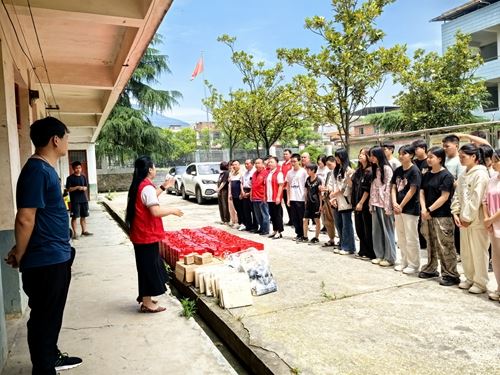 琪沁正能量以行动践行初心，助力青春逐梦(图2)