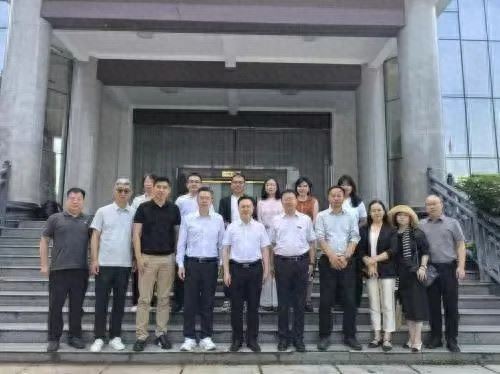 智库集结云南｜云山院与六院士共启茶产业高质量发展新篇章(图1)