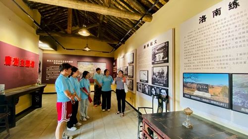 西航职院“薪火相传”实践团队赴洛南开展红色教育实践活动(图3)