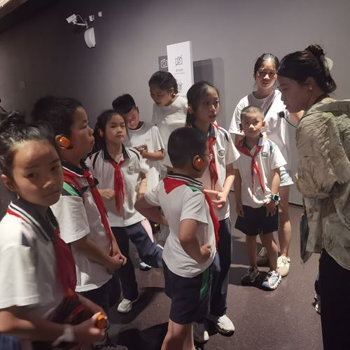 青竹湖湘一外国语学校小2301班省博之旅绽放文化之花(图2)