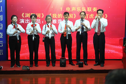 “辉煌时代文艺联欢会”暨第322期万贤汇人文沙龙在京举行(图3) “辉煌时代文艺联欢会”暨第322期万贤汇人文沙龙在京举行(图3)