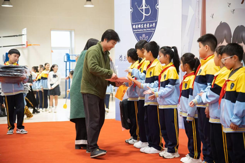 登高“阅”古今，双语“瞰”世界——雄东爱景小学双语阅读节圆满落幕(图12)